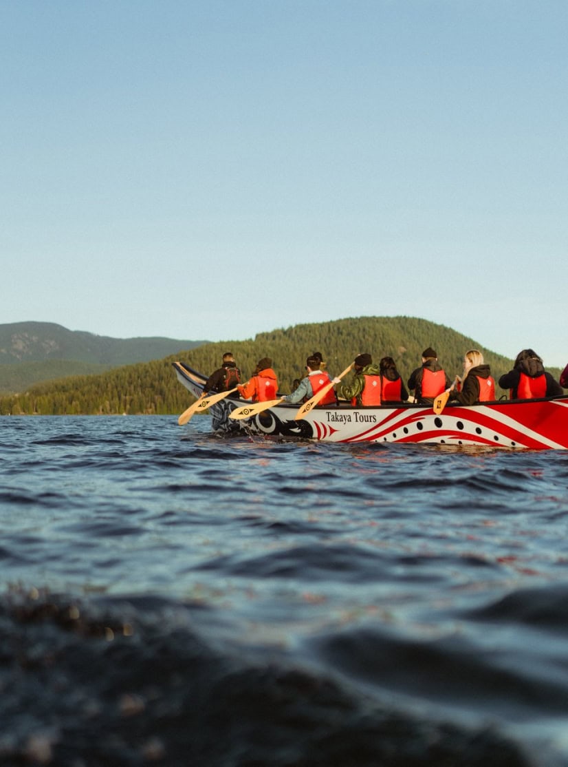 Long boat canoeing